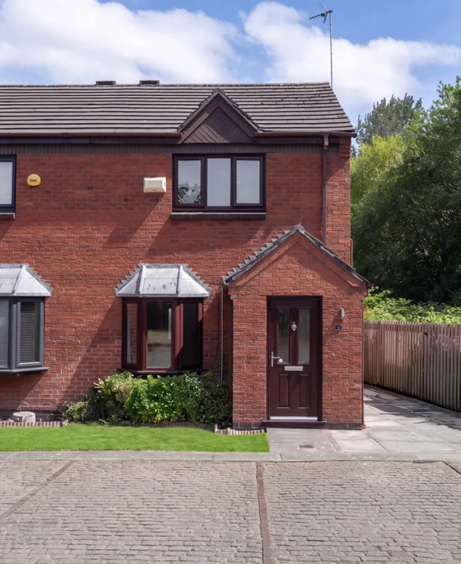 Heathfields Close